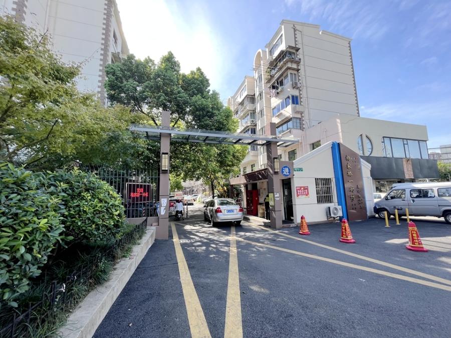 上海市普陀区杨桥第一小区14栋4F 