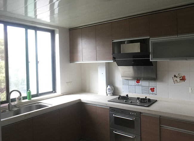 上海市浦东新区陆家嘴花园10栋3F 