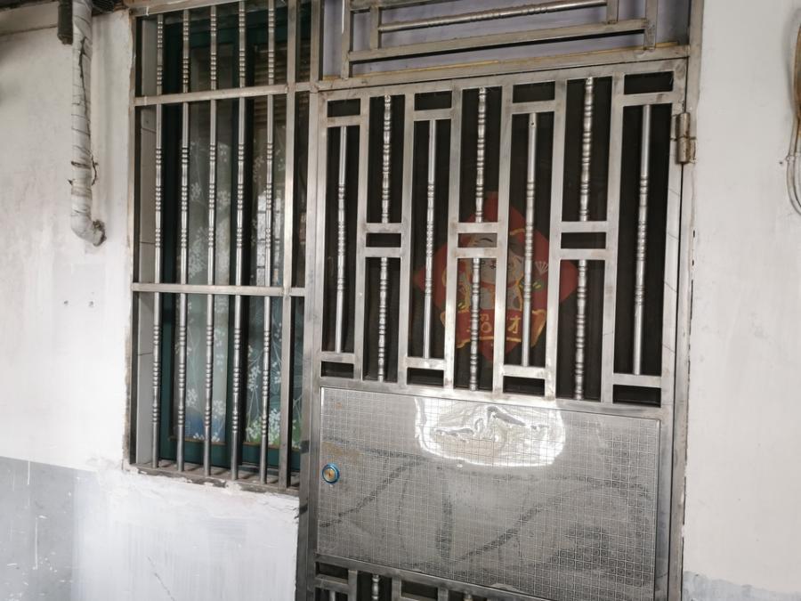 上海市浦东新区浦建小区2栋2F 