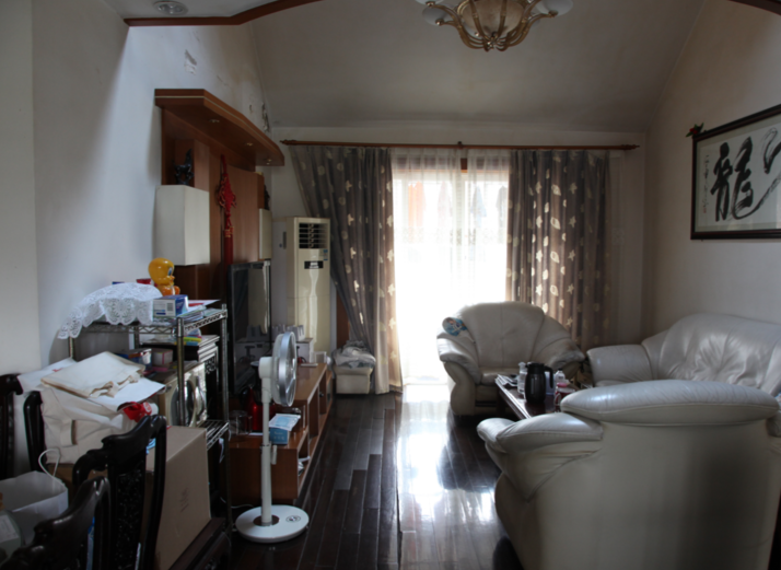 上海市浦东新区汇佳苑36栋4F 