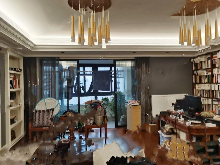 上海市黄浦区汇龙新城1栋23F 