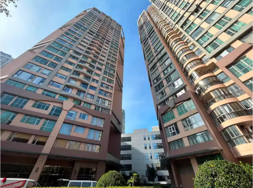 上海市徐汇区嘉汇广场2601栋17F 