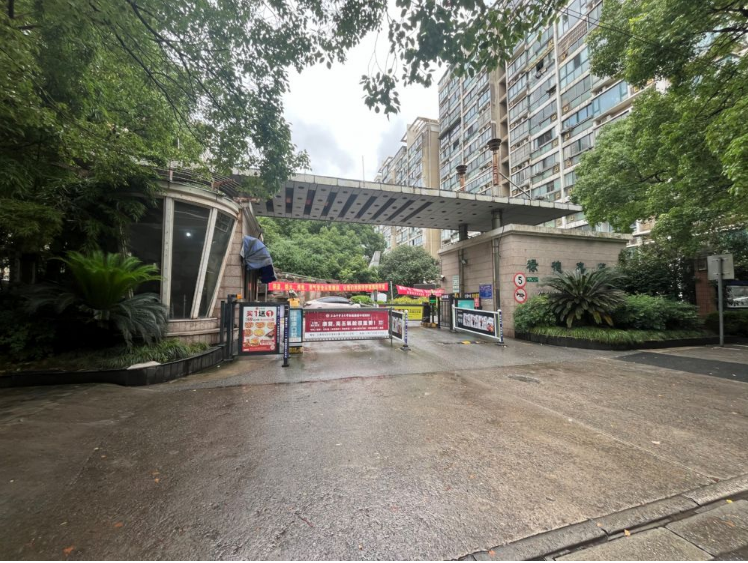 上海市宝山区禄德嘉苑9栋14F 