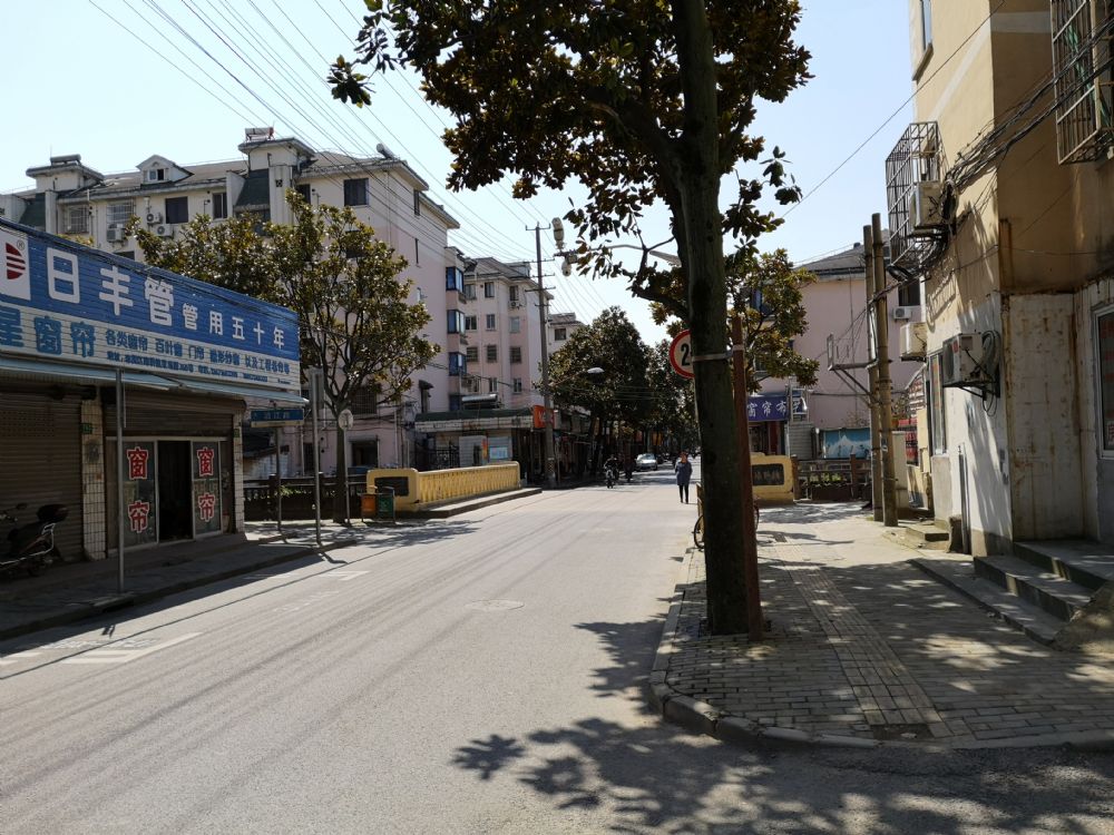 上海市奉贤区江海新村252栋3F 