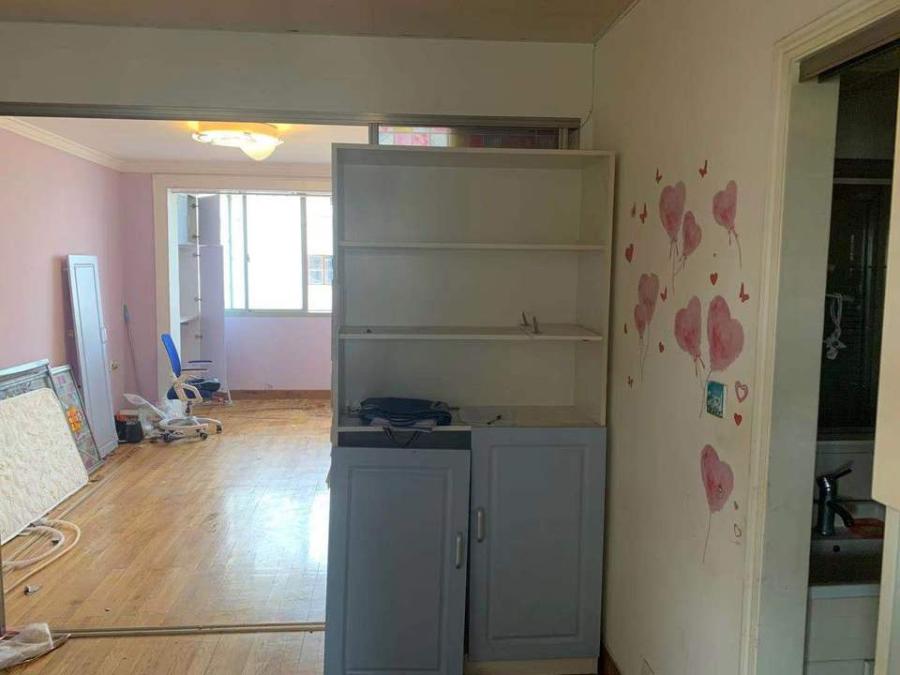 上海市杨浦区民星二村49栋6F 