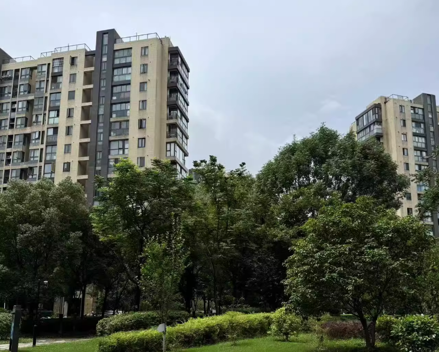 上海市嘉定区万达城市公寓29栋1F及车位 