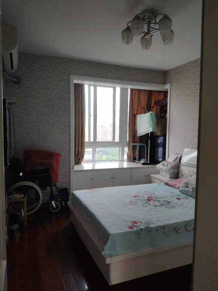 上海市闵行区爱博二村69栋11F 