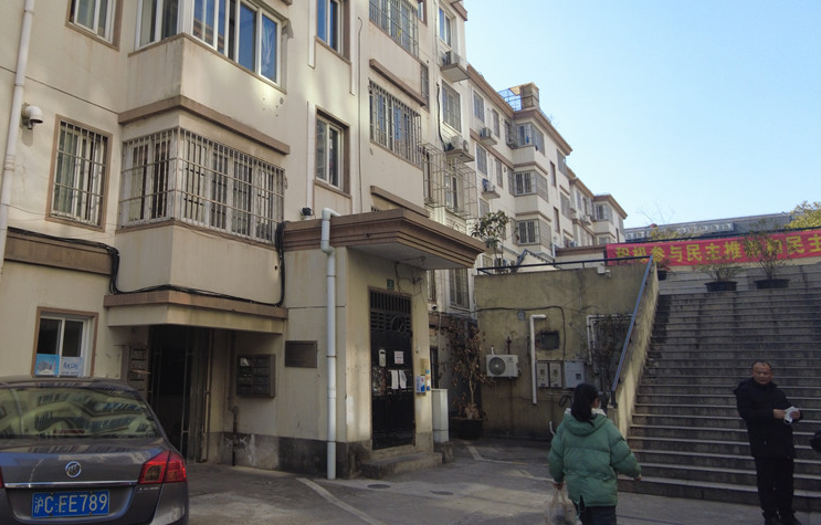 上海市青浦区豪盛苑3栋1F 