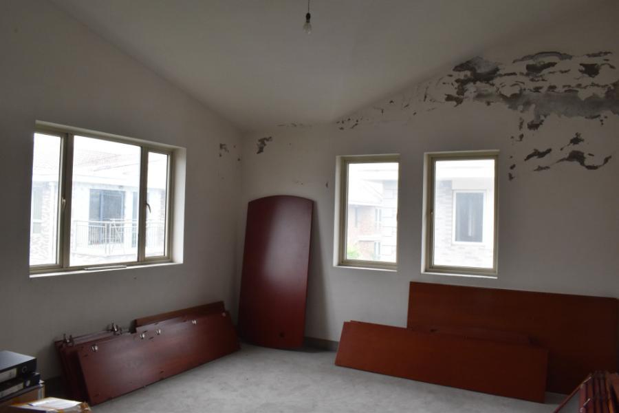 上海市闵行区旭丽花园62栋 