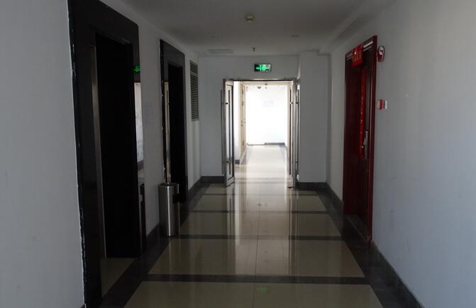 上海市虹口区元和投资大厦300栋20F及车位 