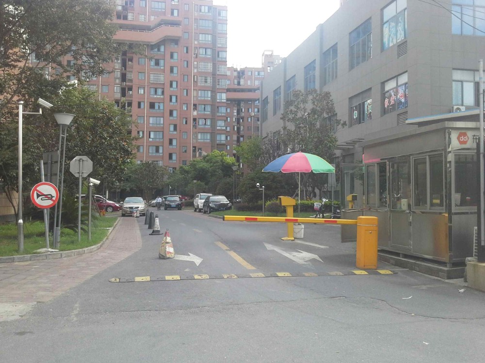 上海市松江区海派青城80栋2F 