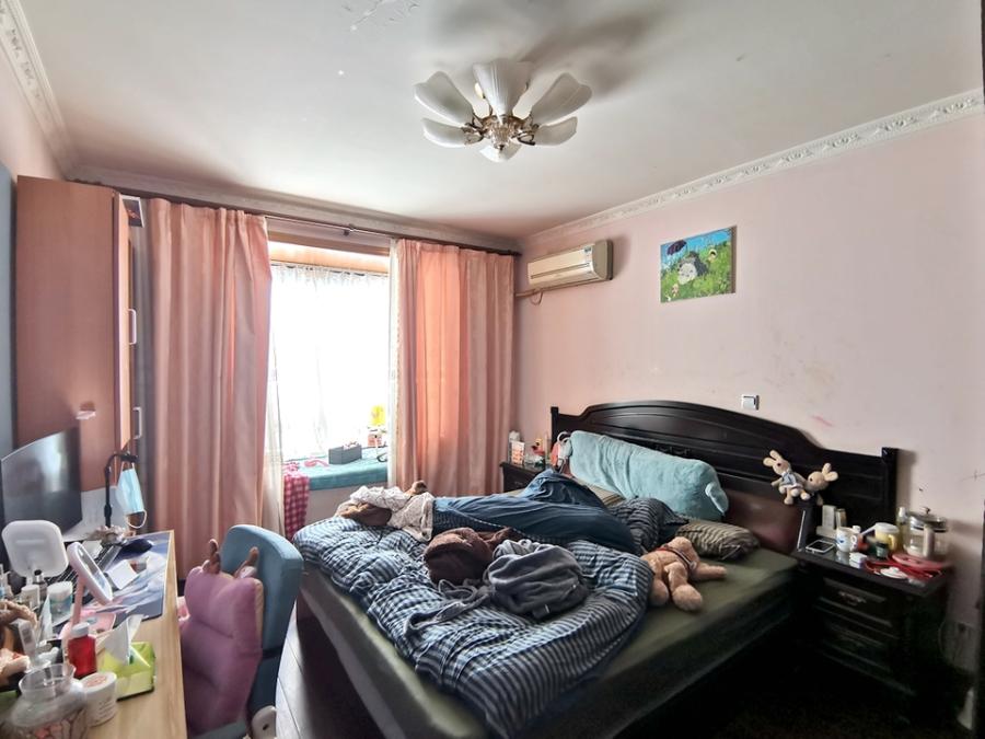 上海市浦东新区双秀家园(南园)16栋2F 