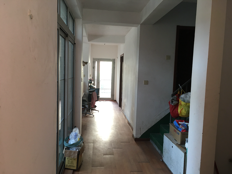 上海市松江区复地翠堤苑66栋1-3F 