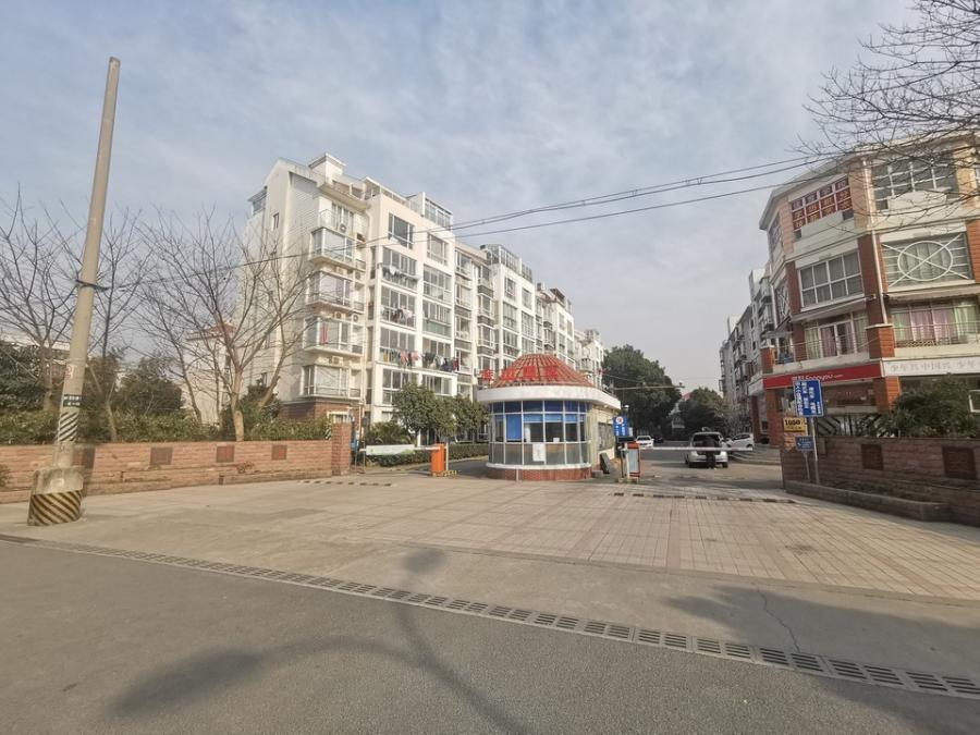 上海市松江区佘山翠庭61栋5F 