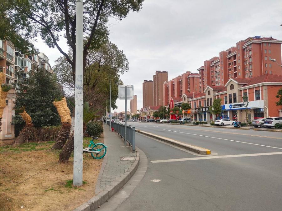 上海市宝山区新顾村大家园143栋3F 