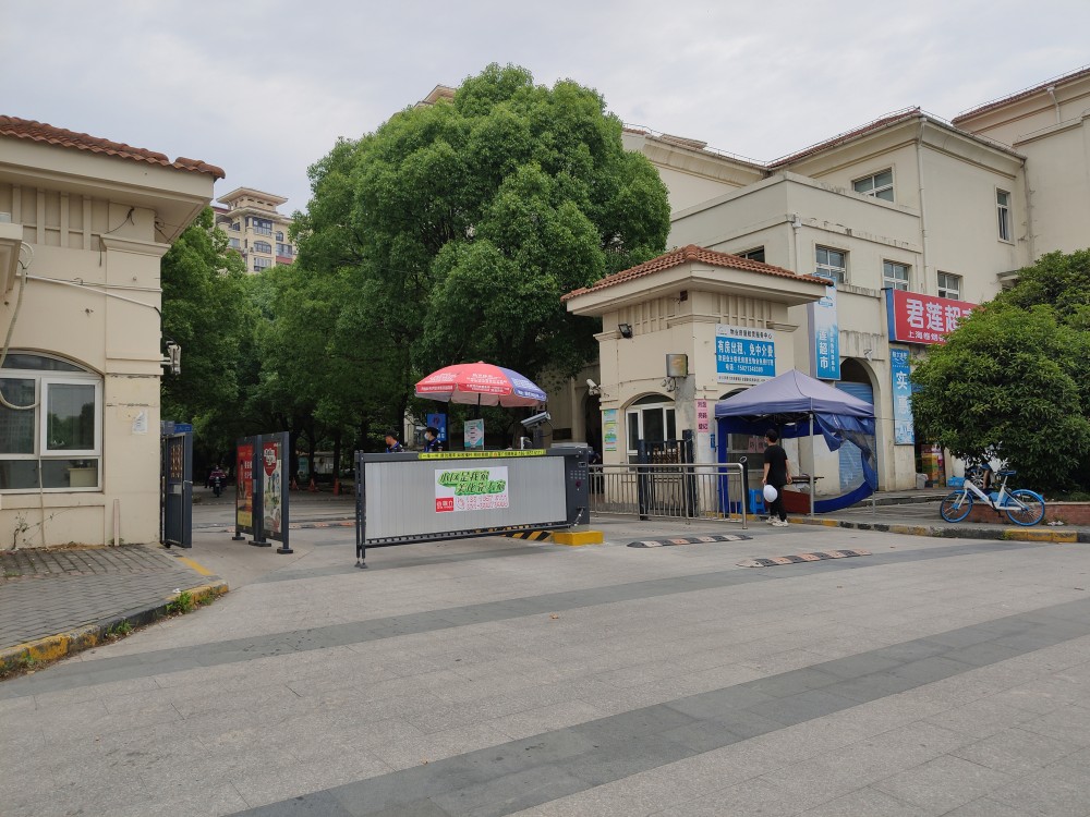 上海市闵行区君莲小区2栋1F 