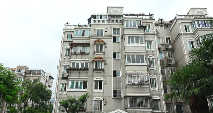 上海市宝山区文华苑3栋5F 