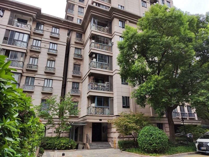 上海市黄浦区紫勋雍邸2栋15F及地下1F车位 