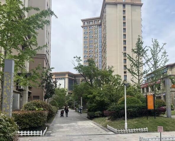 上海市嘉定区佳兆业城市广场3850栋3F 