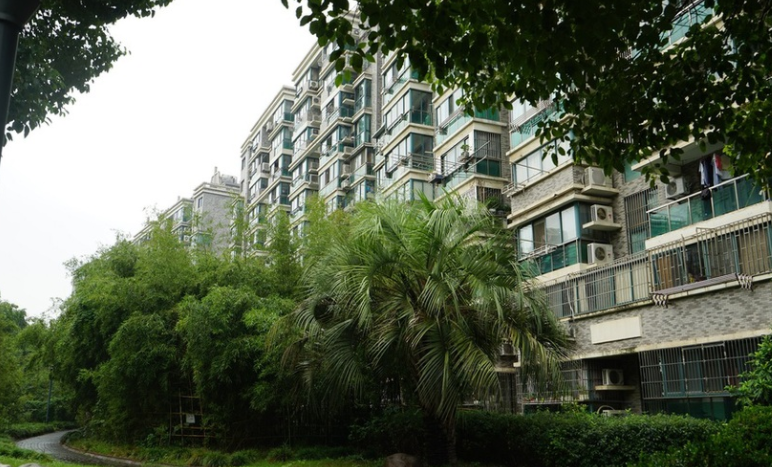 上海市宝山区四季绿城61栋9F 