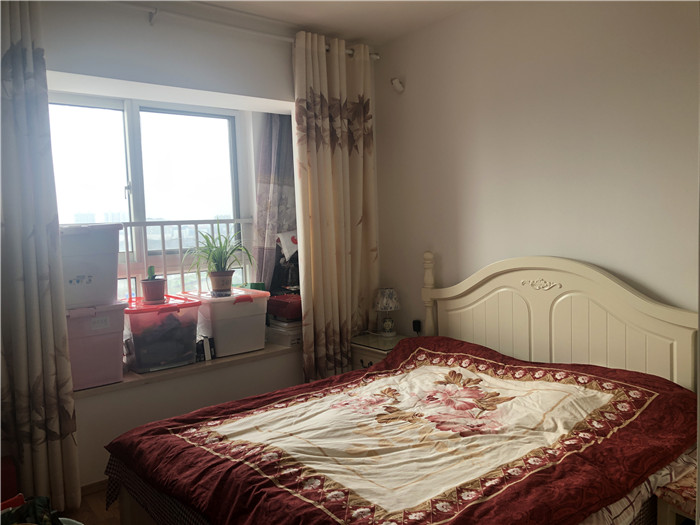 上海市嘉定区花香澜庭2栋10F 