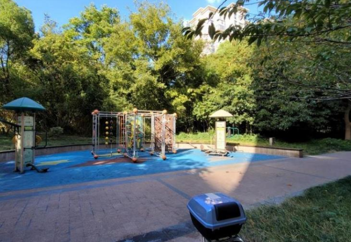 上海市浦东新区绿地崴廉公寓102栋13F 