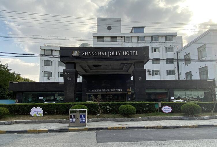 上海市金山区久豪大酒店老卫清路331栋3幢全幢等 