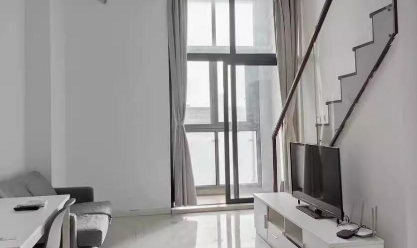 上海市浦东新区乐非天地536栋14F 