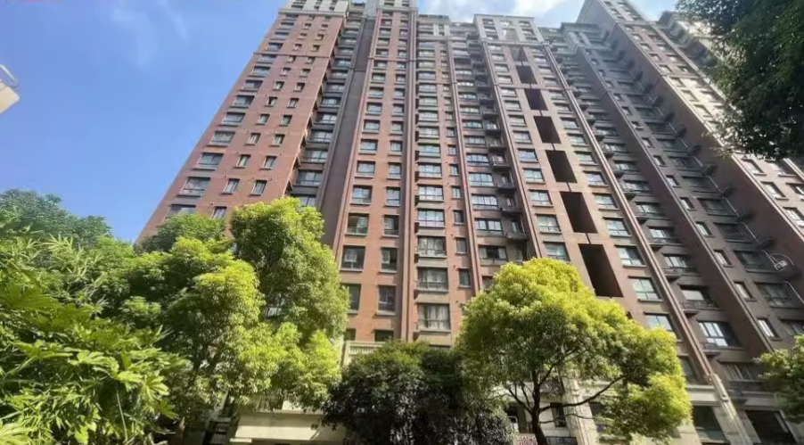 上海市宝山区保利叶语136栋13F 