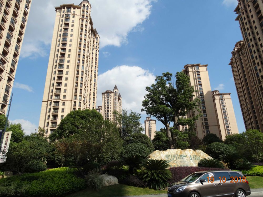 上海市闵行区上海星河湾3栋25F 