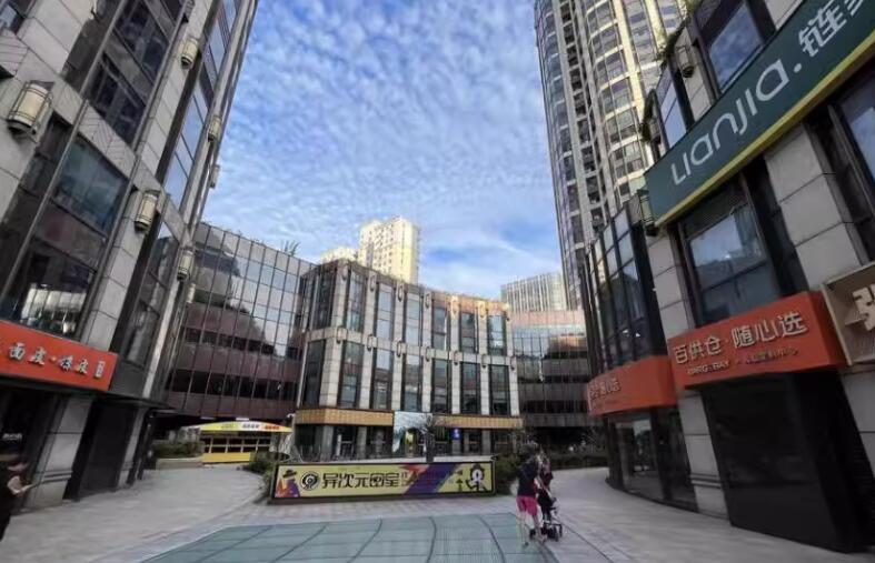 上海市黄浦区汇暻生活广场2栋1F，617栋1F共3套 