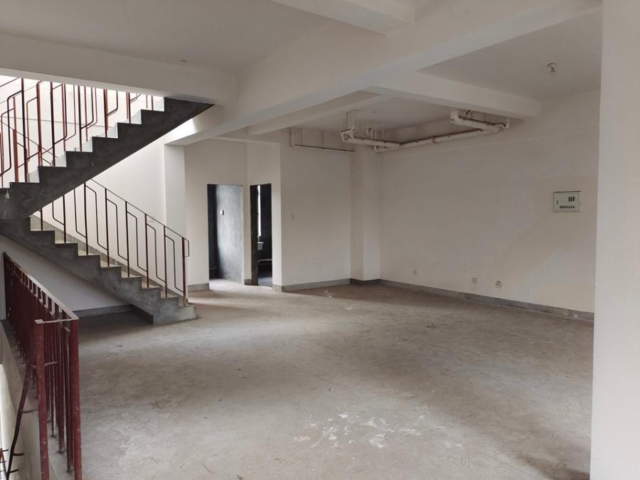 上海市青浦区水都南岸93栋1-3F 