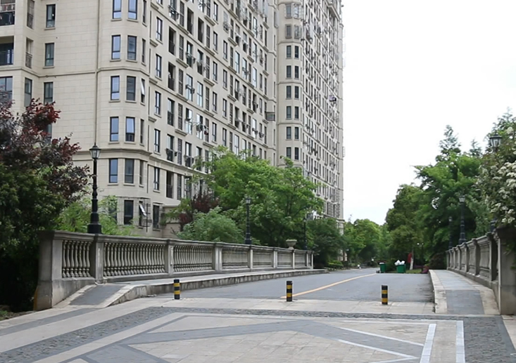 上海市浦东新区绿地布鲁斯小镇2栋14F 