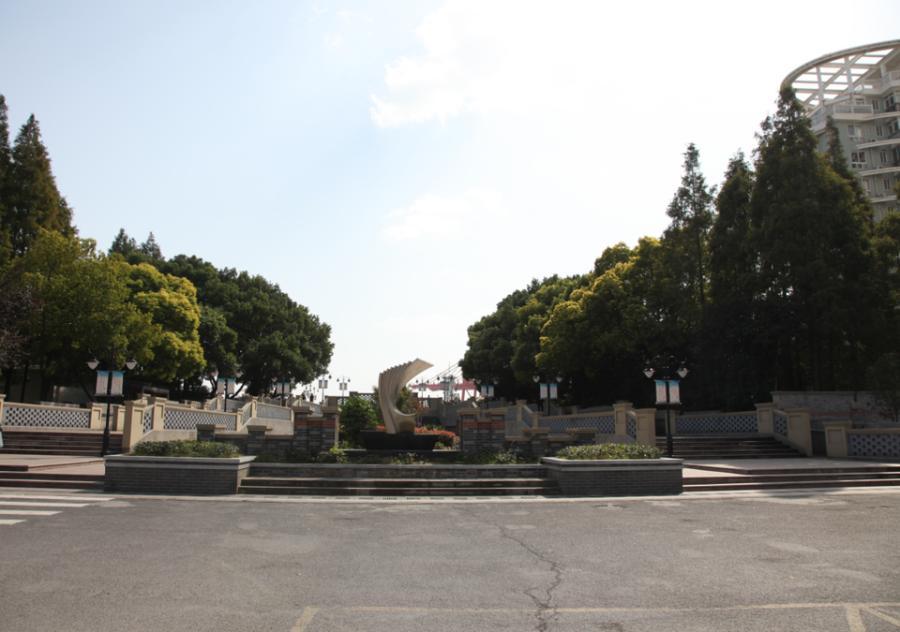 上海市宝山区吴淞新城19栋1F 