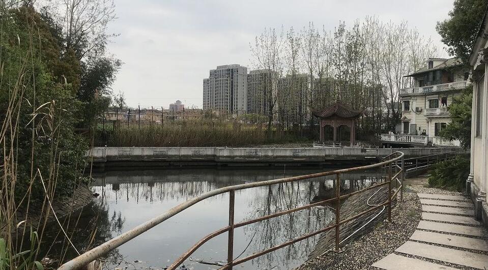 上海市闵行区一城花苑梅龙镇2027栋 