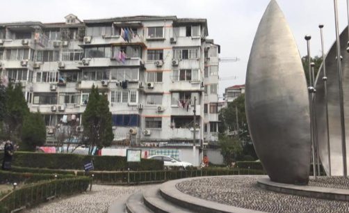 上海市徐汇区古美小区21栋6F 