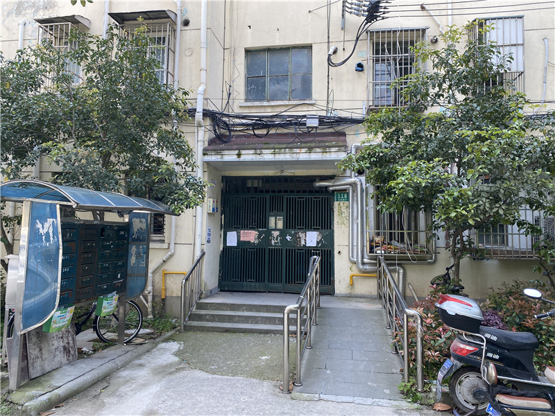 上海市浦东新区海防新村118栋4F 