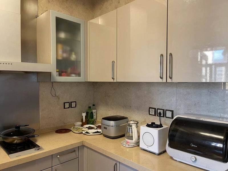 上海市浦东新区星河湾27栋12F 