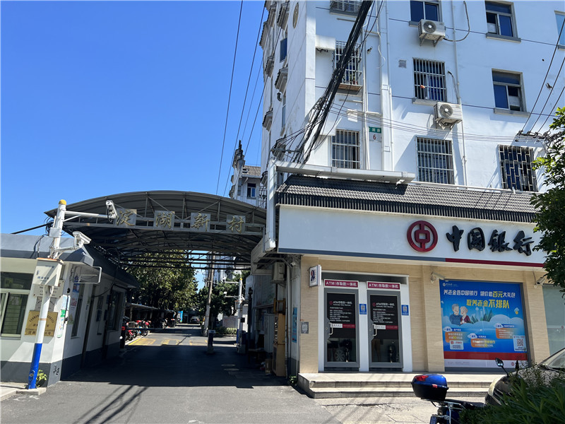 上海市青浦区淀湖新村6栋3F 