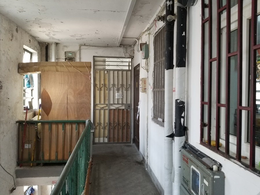 上海市普陀区新沪小区10栋6F 