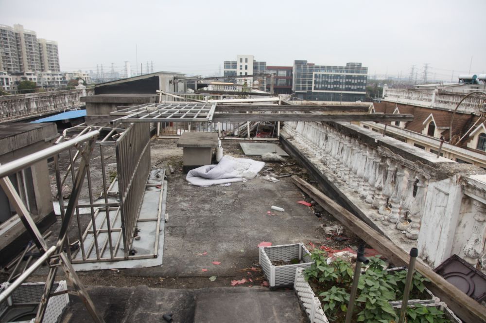 上海市松江区泗砖路1弄商铺泗砖路3弄317栋1-3F 