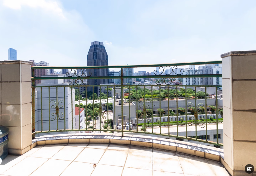 上海市静安区静安康寓8栋15F 