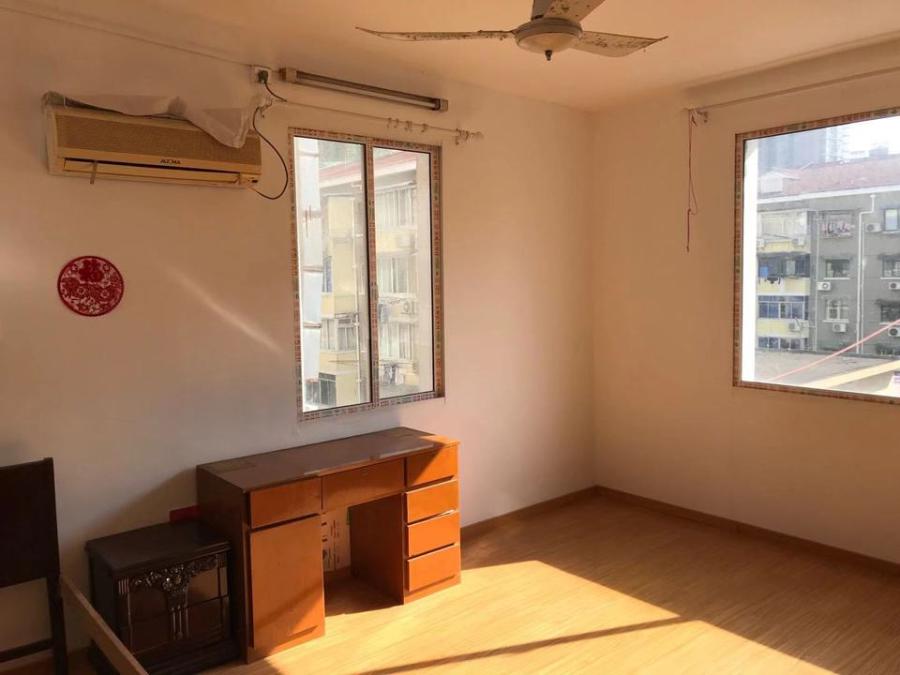 上海市普陀区武宁一村26栋5F 