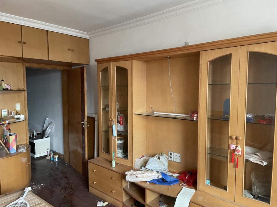 上海市杨浦区上海新村8栋1F 