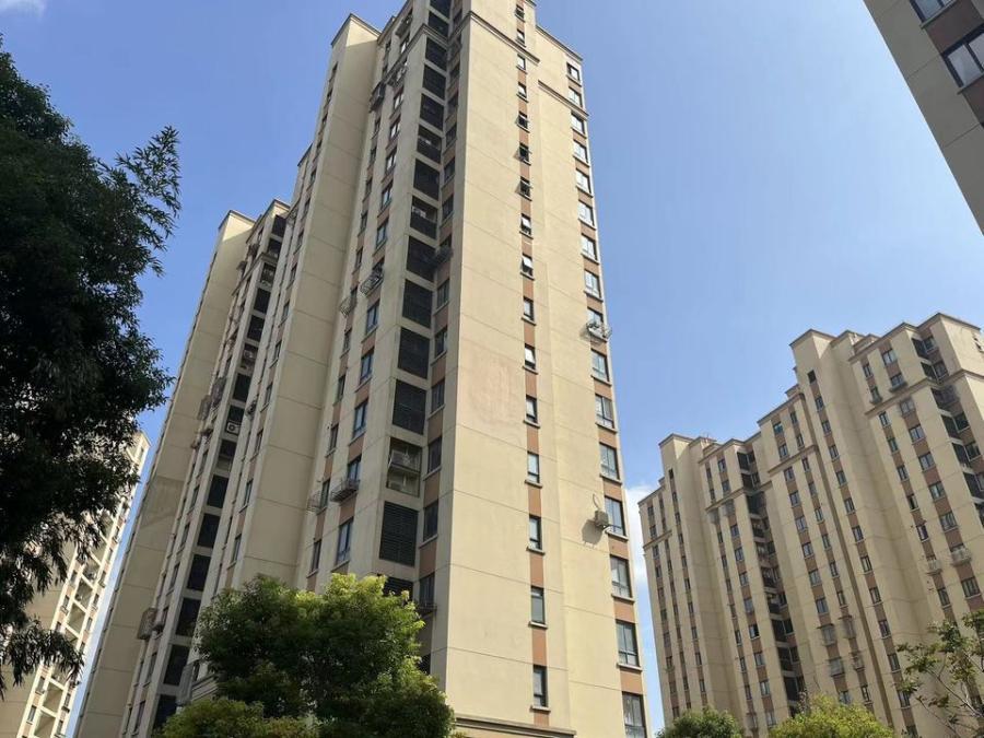 上海市闵行区永康城丹桂苑8栋18F 