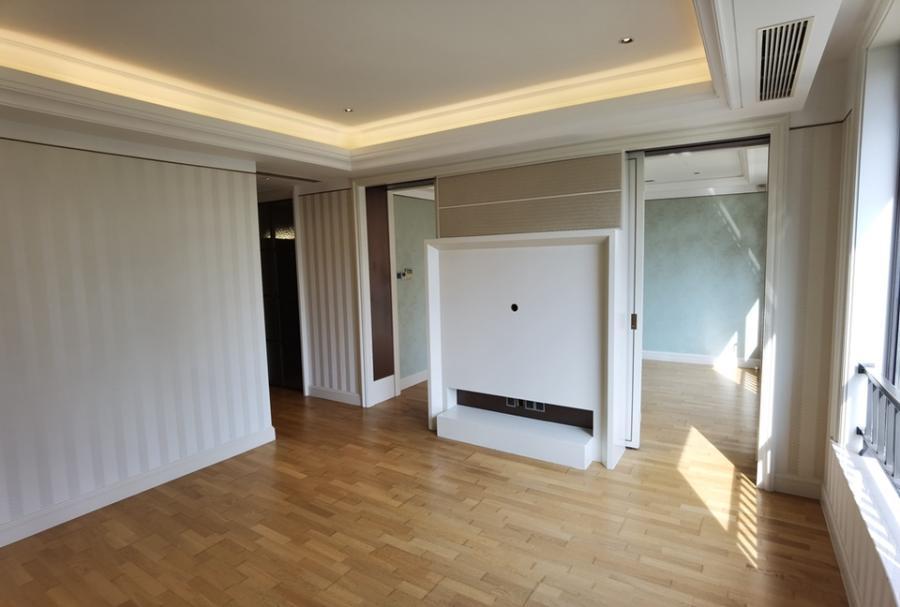 上海市长宁区淮海名邸5栋6F 