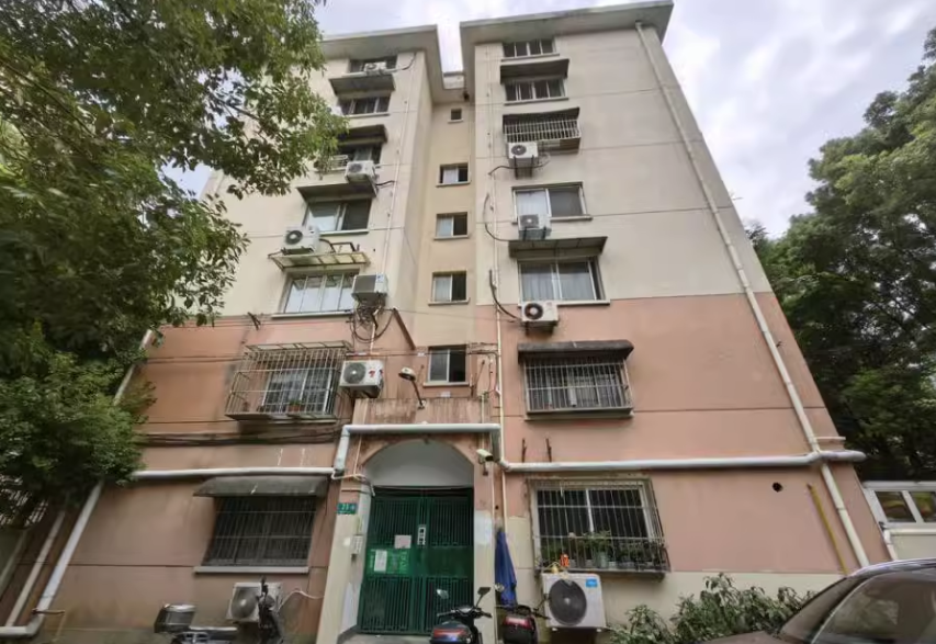 上海市闵行区新梅花苑23栋2F 