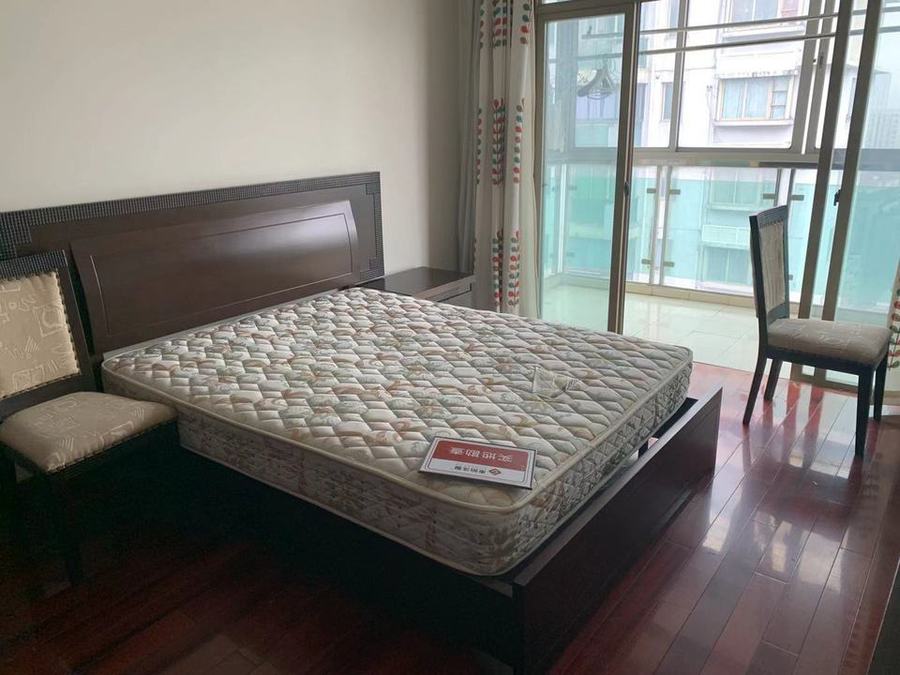 上海市静安区宁祥公寓3栋15F 