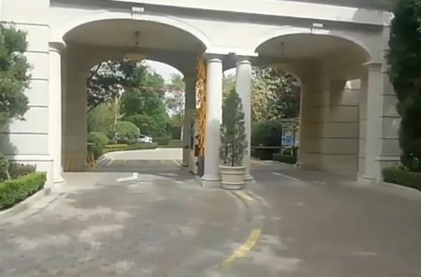 上海市松江区绿城兰园55栋2F 