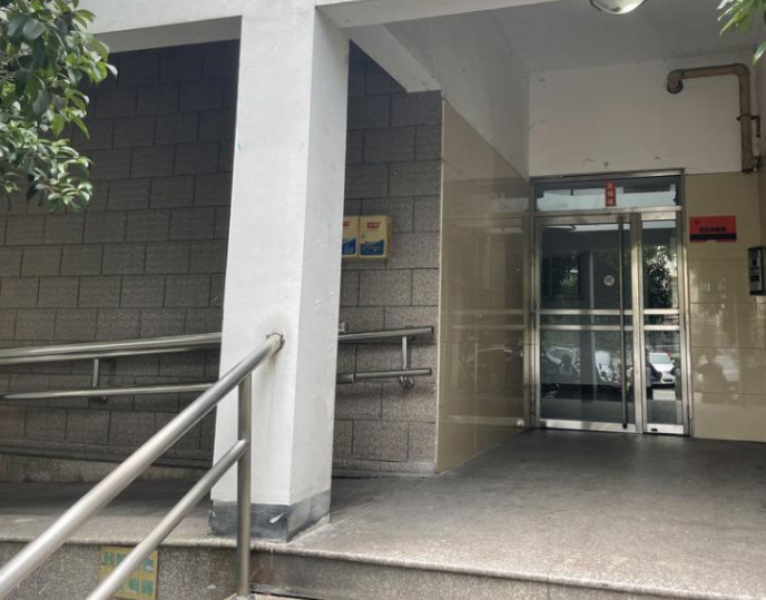 上海市闵行区阳明国际花苑13栋5F及地下1F车位 